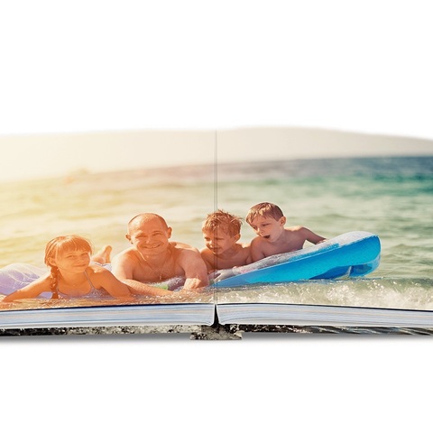 Urlaubsbuch erstellen aufgeschlagen Urlaubsbuch erstellen aufgeschlagen