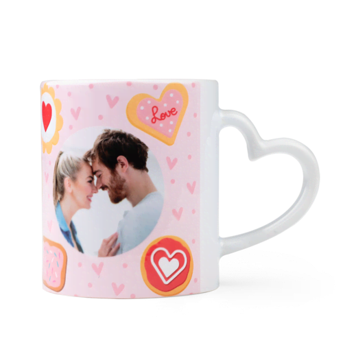 Tasse mit herzförmigem Henkel