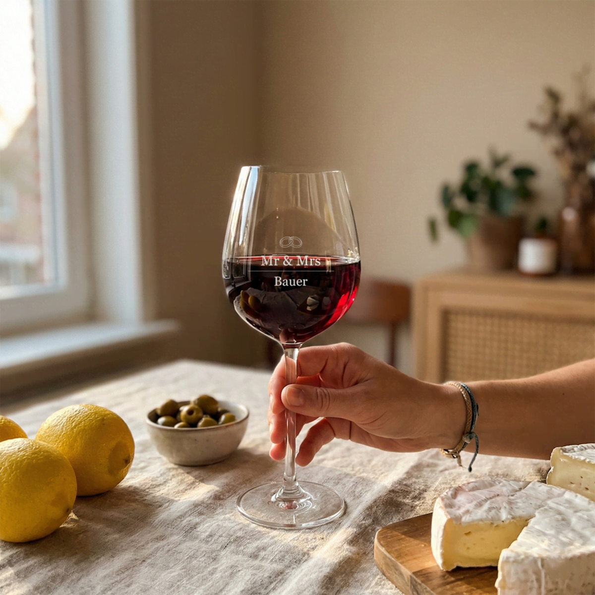 Weinglas mit Gravur „Mr & Mrs Bauer“ Weinglas mit Gravur „Mr & Mrs Bauer“