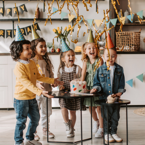 Uitnodiging kinderfeestje Uitnodiging kinderfeestje