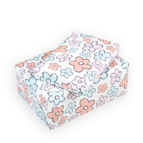 Verjaardagscadeau bezorgen met inpakpapier