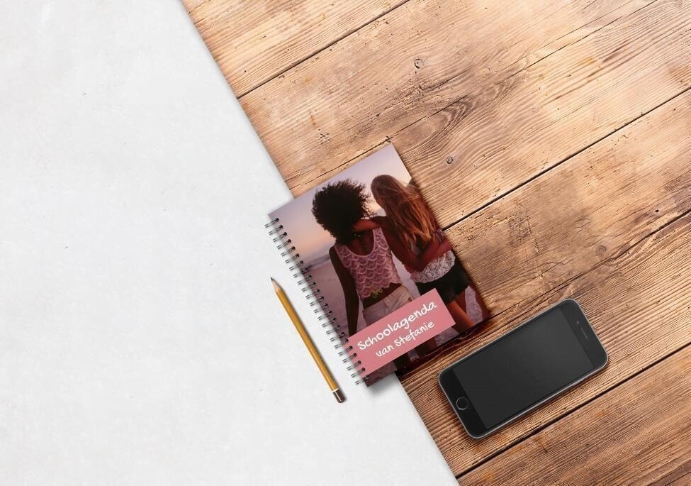 Schoolagenda Spiraal A6 Staand sfeer Schoolagenda Spiraal A6 Staand sfeer