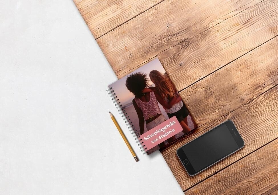 Schoolagenda Spiraal A6 Staand sfeer Schoolagenda Spiraal A6 Staand sfeer