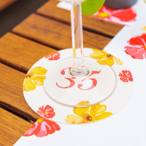 Bierviltje op tafel Bierviltje op tafel