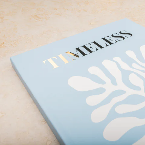 Gouden tekst op cover