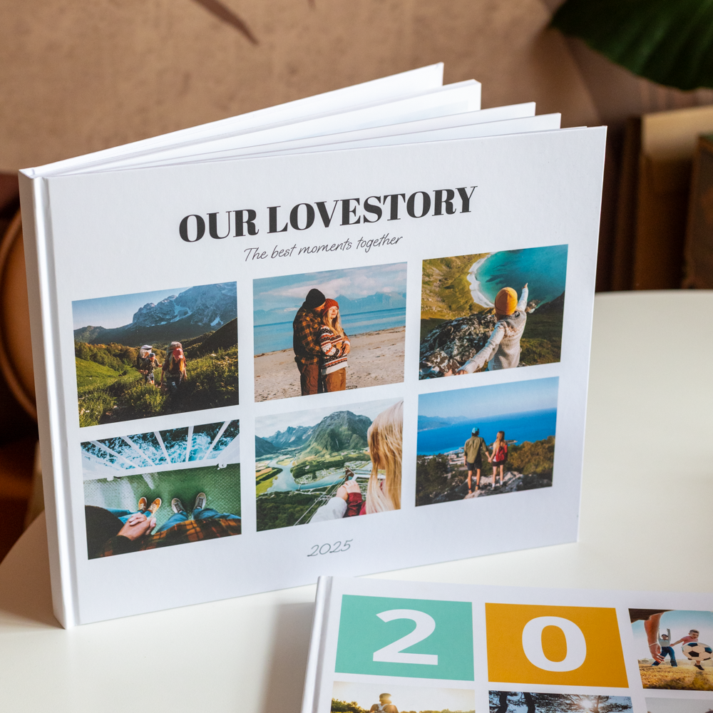 Vlakliggend fotoboek 35x29 op tafel