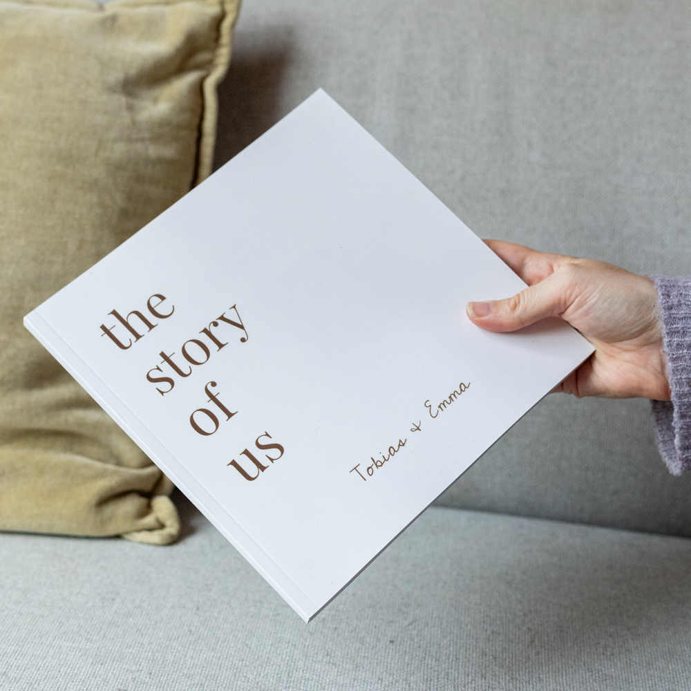 Softcover 21x21 in de hand