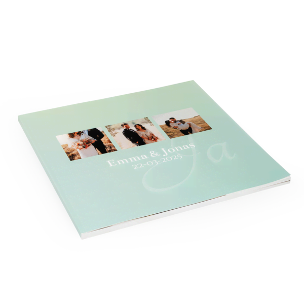 Lichtgroene softcover 30x30 liggend Lichtgroene softcover 30x30 liggend